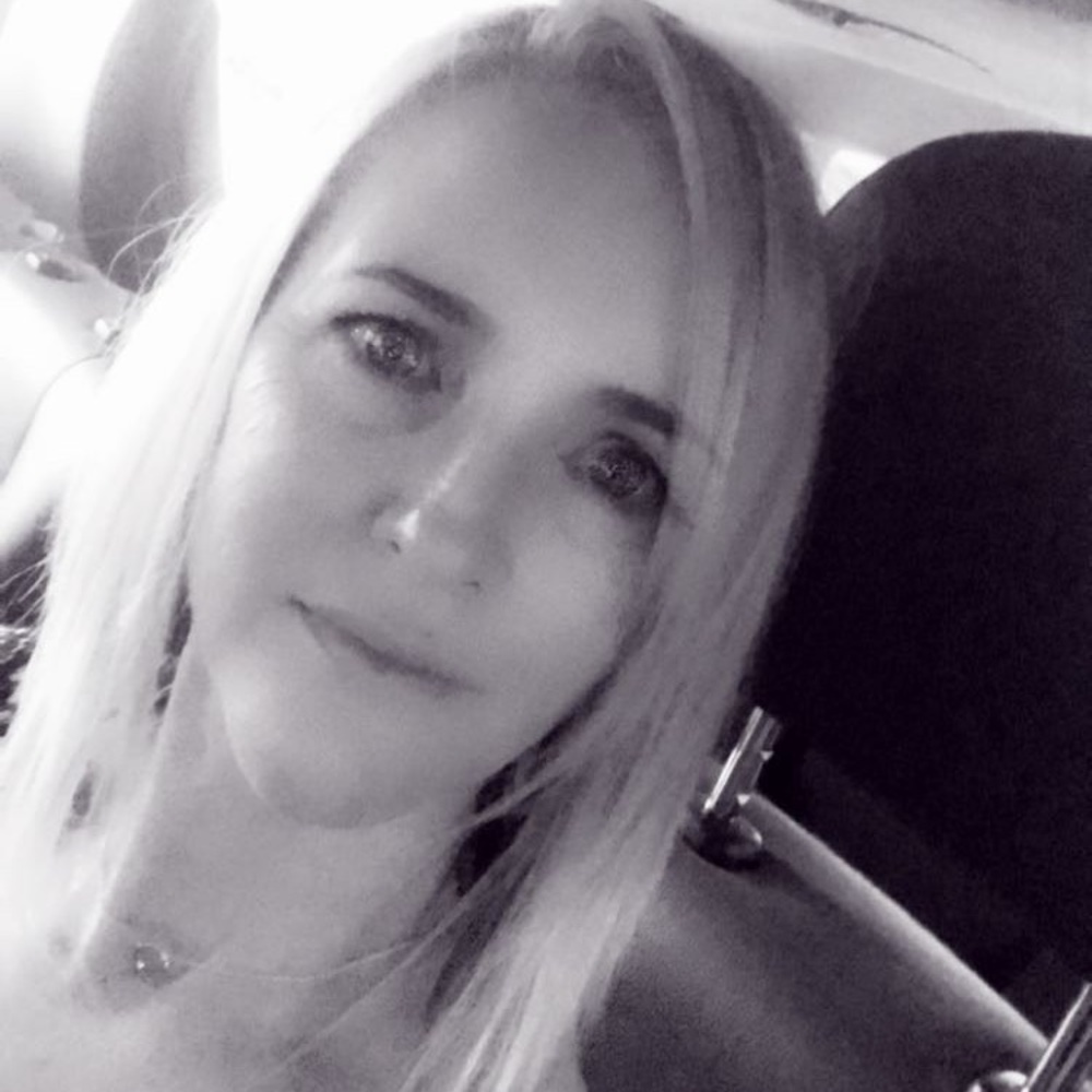 Meet your Posher, Carrie